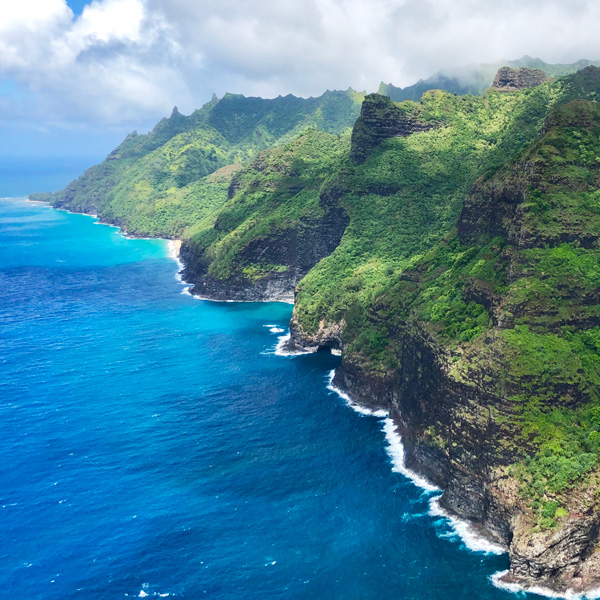 napali_coast_helicopter