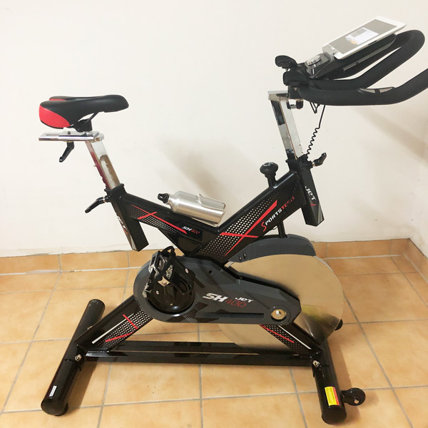 sportstech_kaufempfehlung_speedbike_ergometer_spinningrad