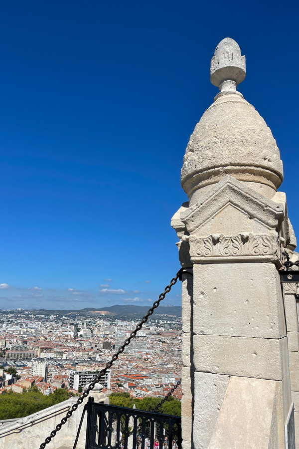 marseille-von-oben-notre-dame-de-la-Garde