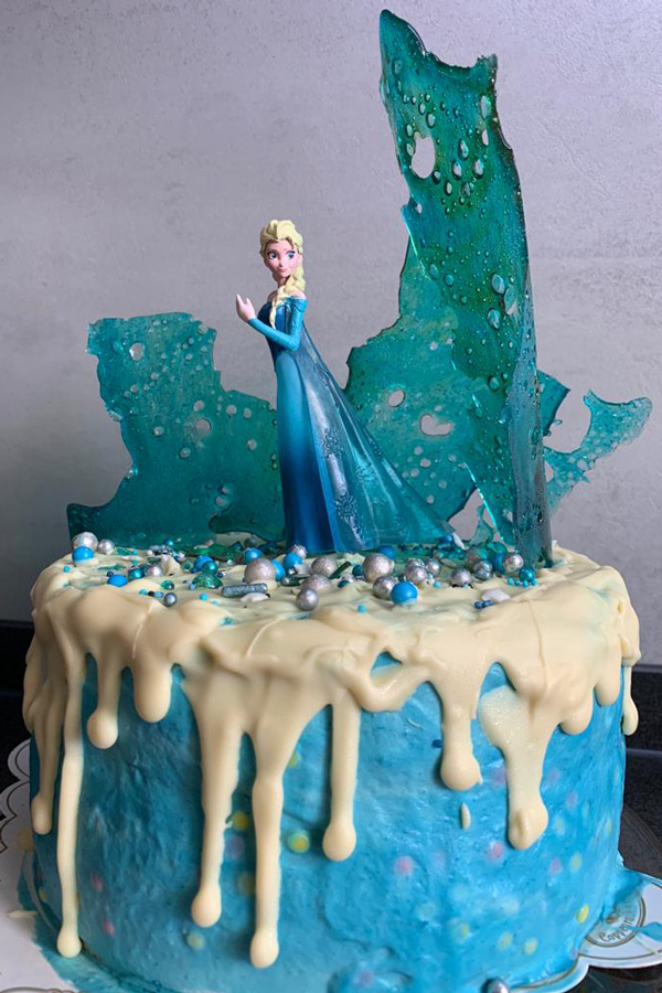 elsa-torte-einfach-drip-cake